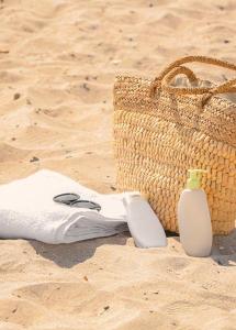 Ultimate Guide: What to Pack in Your Beach Bag This Summer